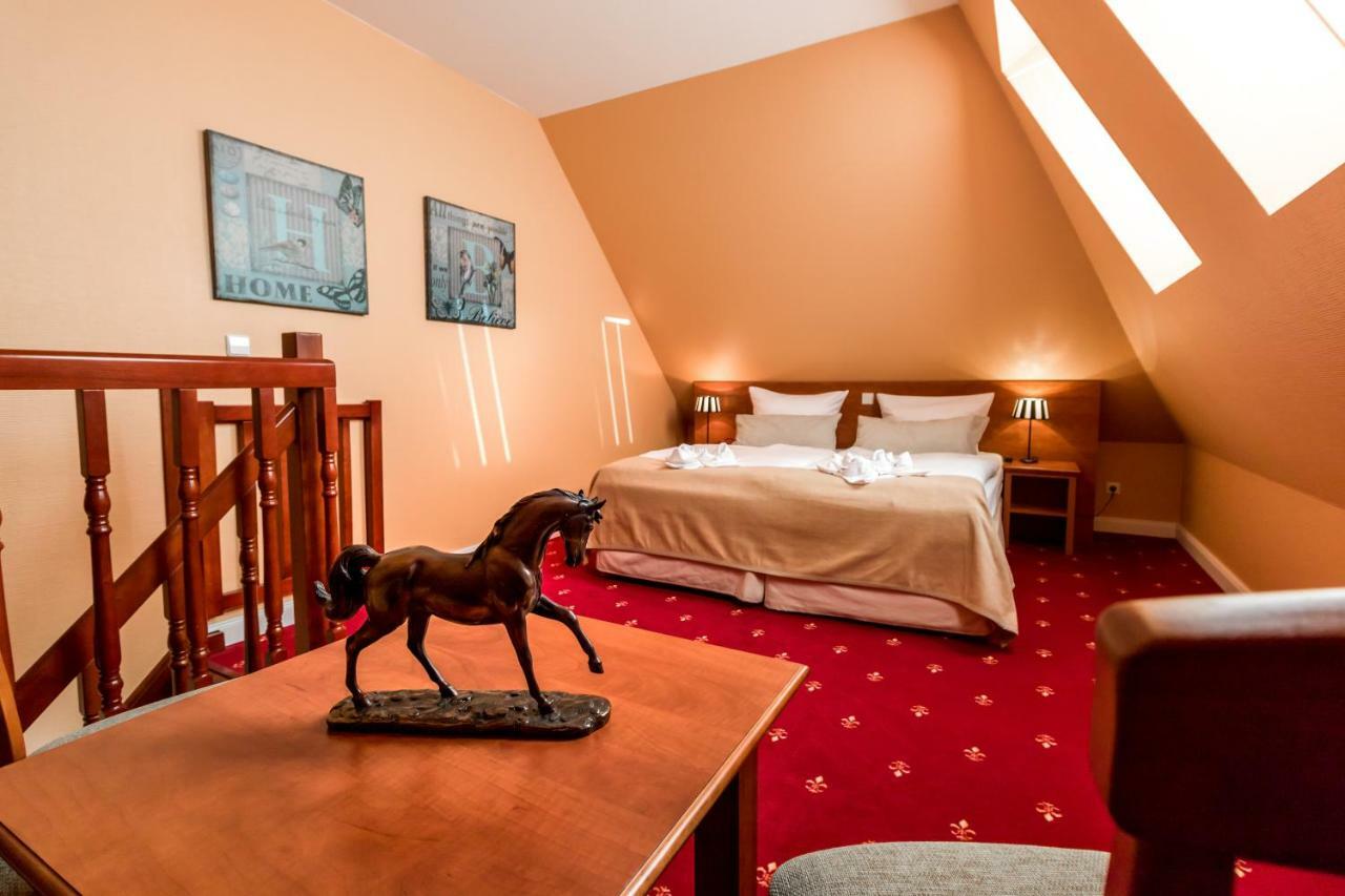 Pension Und Restaurant Gutshaus Kaltenhof Экстерьер фото