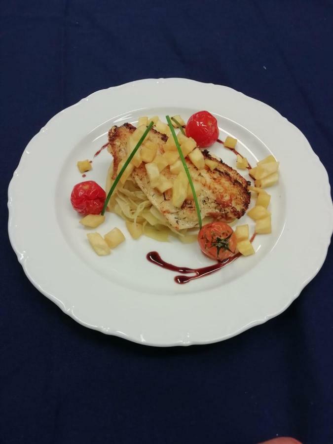 Pension Und Restaurant Gutshaus Kaltenhof Экстерьер фото